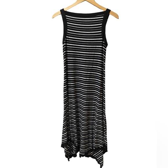 NEESHA ASYMMETRICAL STRIPED DRESS SIZE M/L EXCELLENT CONDITION - Picture 2 of 8